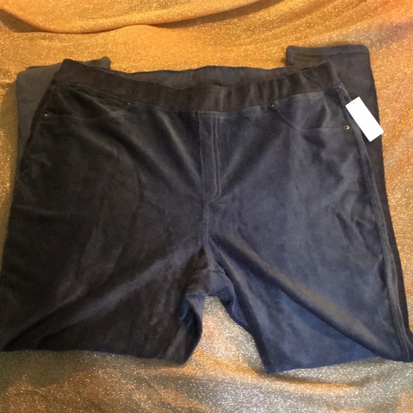 NWT Ebony cord legging - Picture 3 of 4